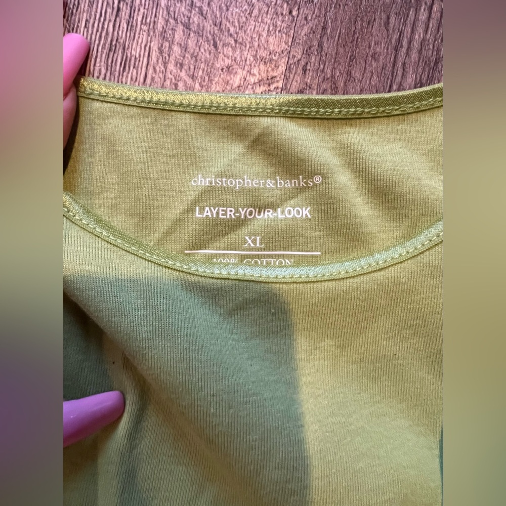 Green Christopher and Banks long sleeve - Picture 2 of 2